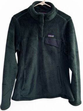 Patagonia Retool Snap T Pullover in Dark Piki Green Size Medium